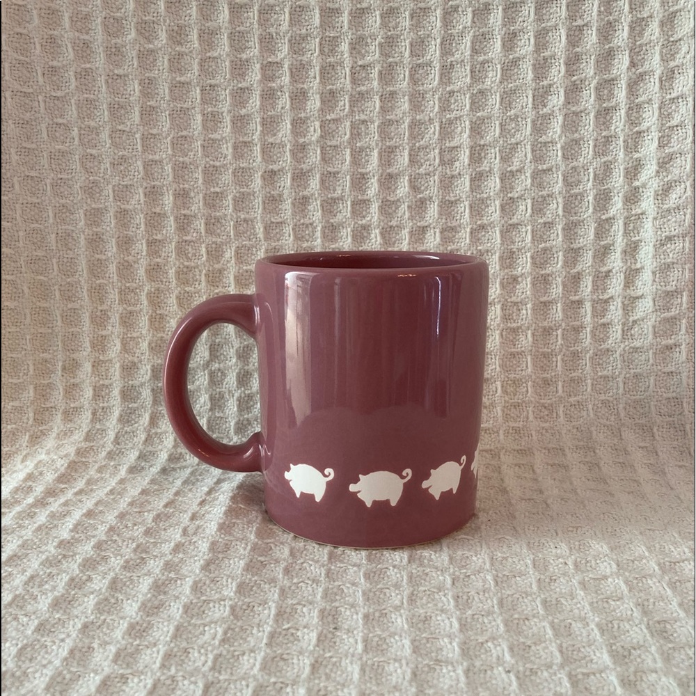 Waechtersbach Pink/Maeve Mug With White Pigs Around Bottom Made In Spain